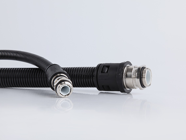 Protection of plastic pipe fittings